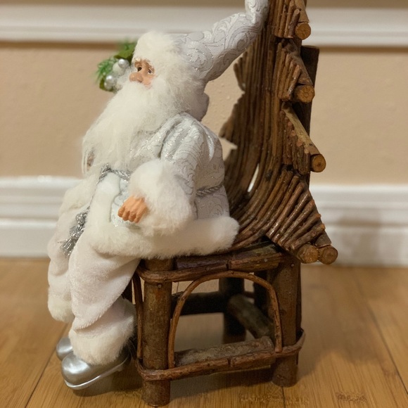 Christmas Decorations - Picture 3 of 7